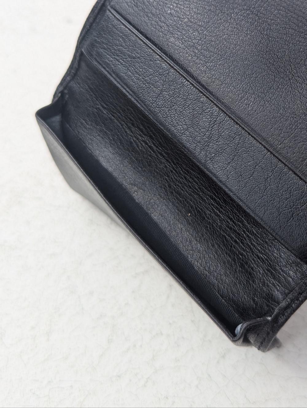 Christian Dior | Vintage Black Leather  Bi-fold Wallet Card Slots Low Profile - Picture 6 of 13